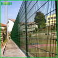 Hot selling white iron wire fence for boundary wall made in China